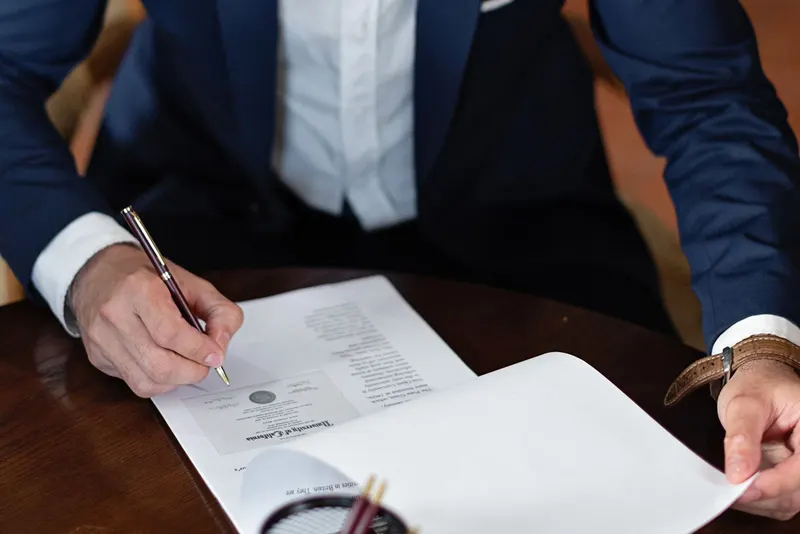 Firma de un acuerdo entre inquilino y propietario con abogado en Córdoba