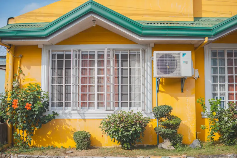 Fachada de una vivienda que necesita certificado energético en Córdoba para venderse