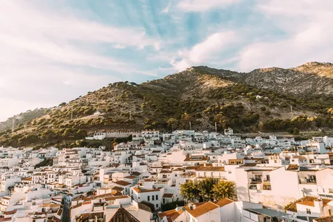 Casas blancas de un pueblo de Andalucía