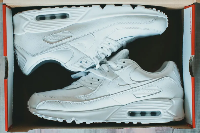 Zapatillas deportivas blancas