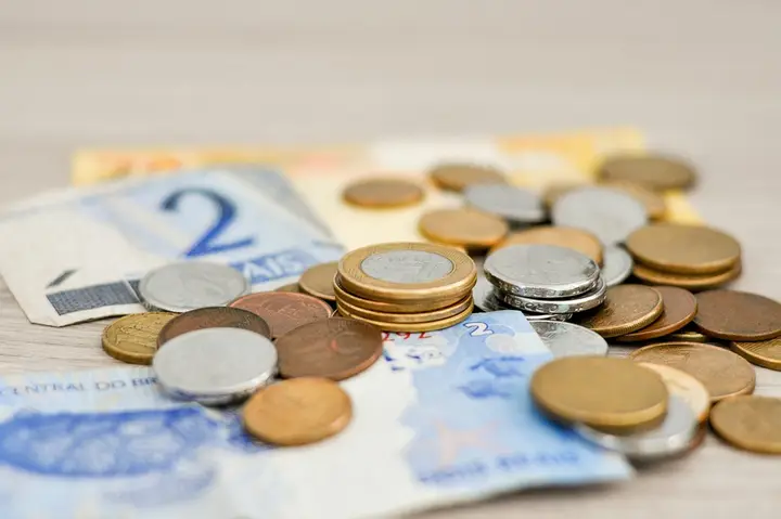 6 consejos para cumplir los propósitos financieros y ahorrar en 2023