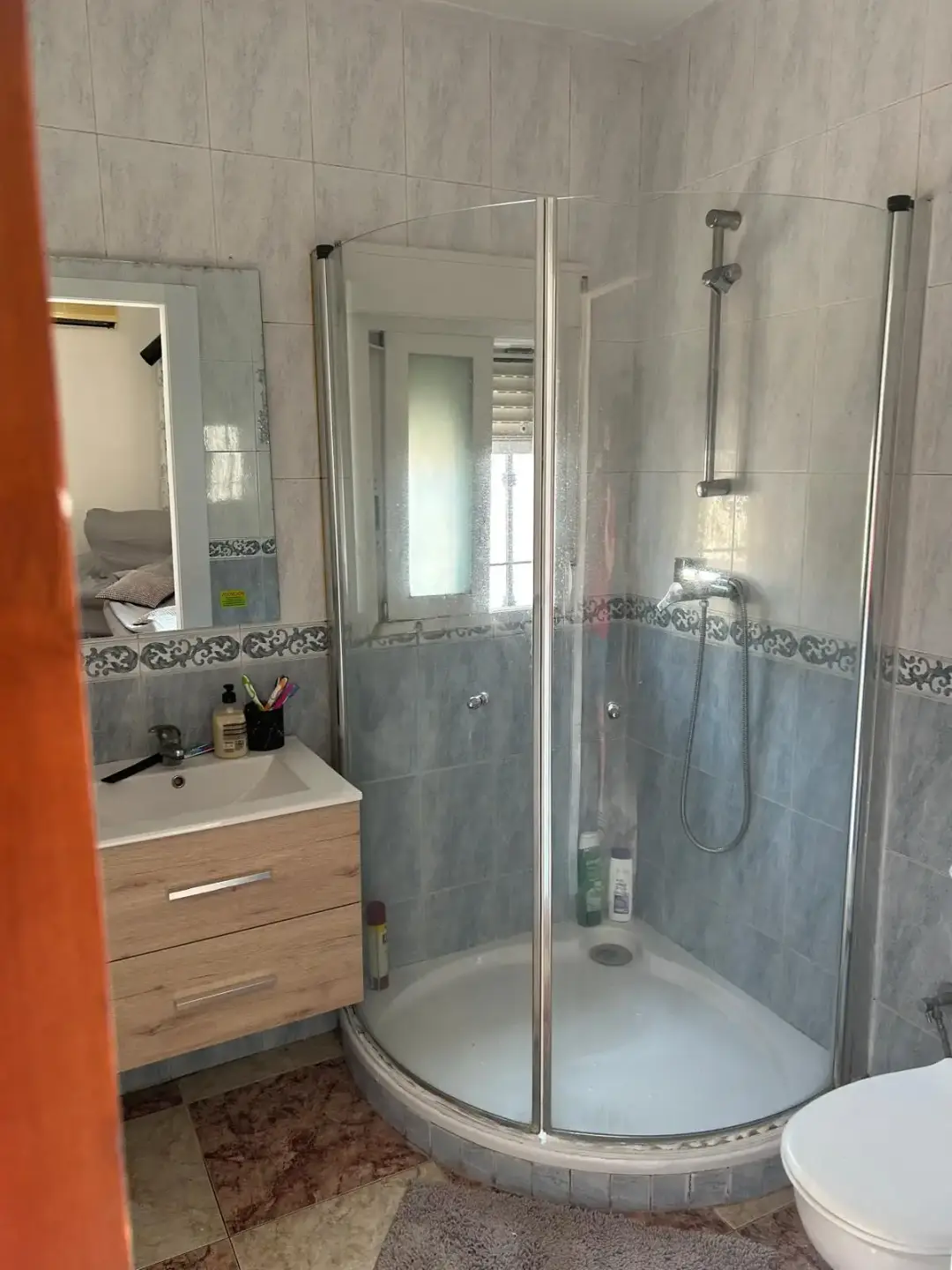 Baño del apartamento en alquiler en Majaneque